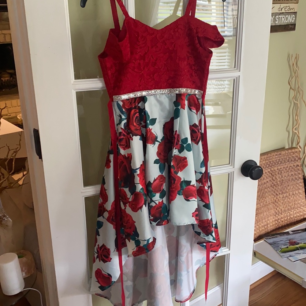 Girls dress
